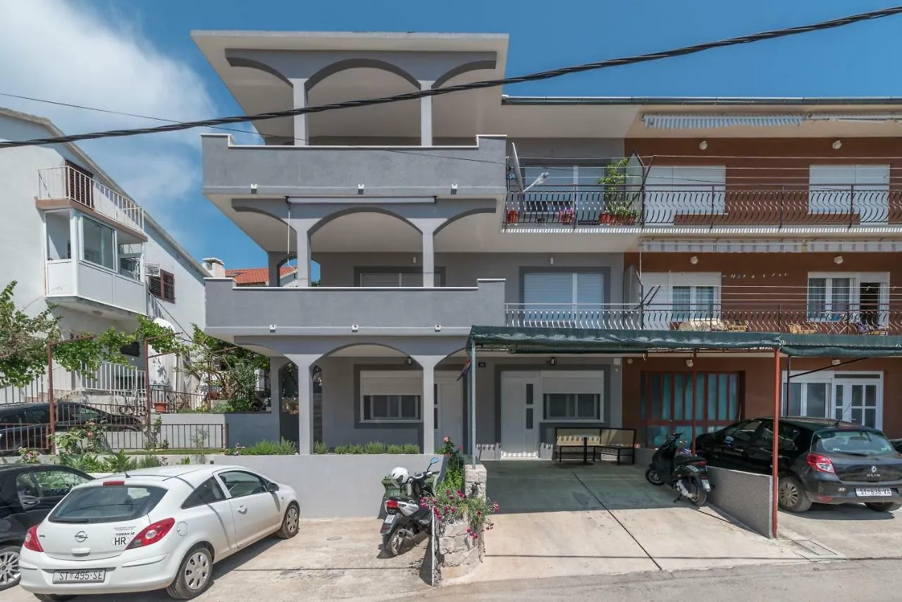 Apartment Bella Vita Trogir 0*,  Croatia